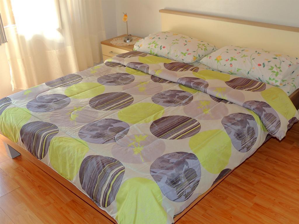 Apartments Zlatko Đảo Krk Ngoại thất bức ảnh